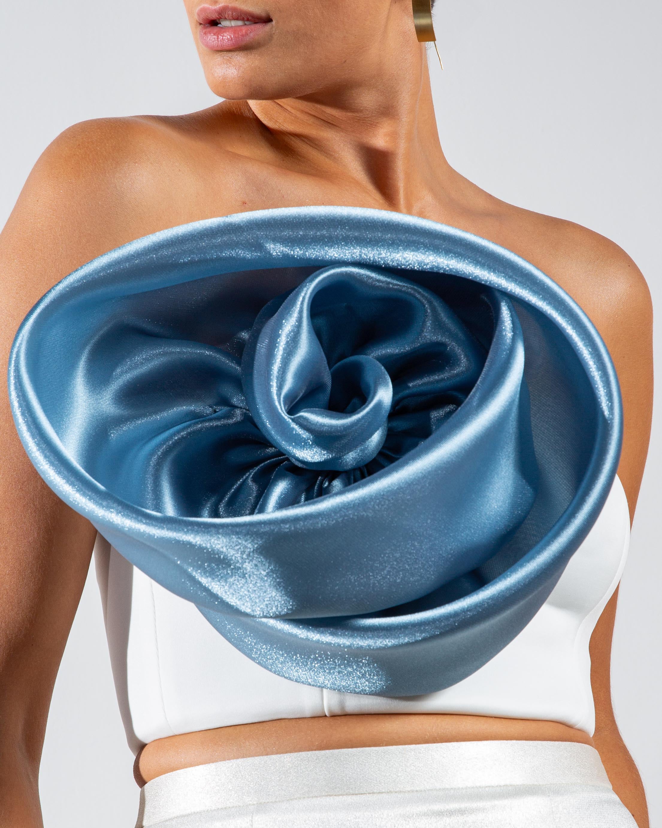 Une Rose Bi-Colour Crop Top - White