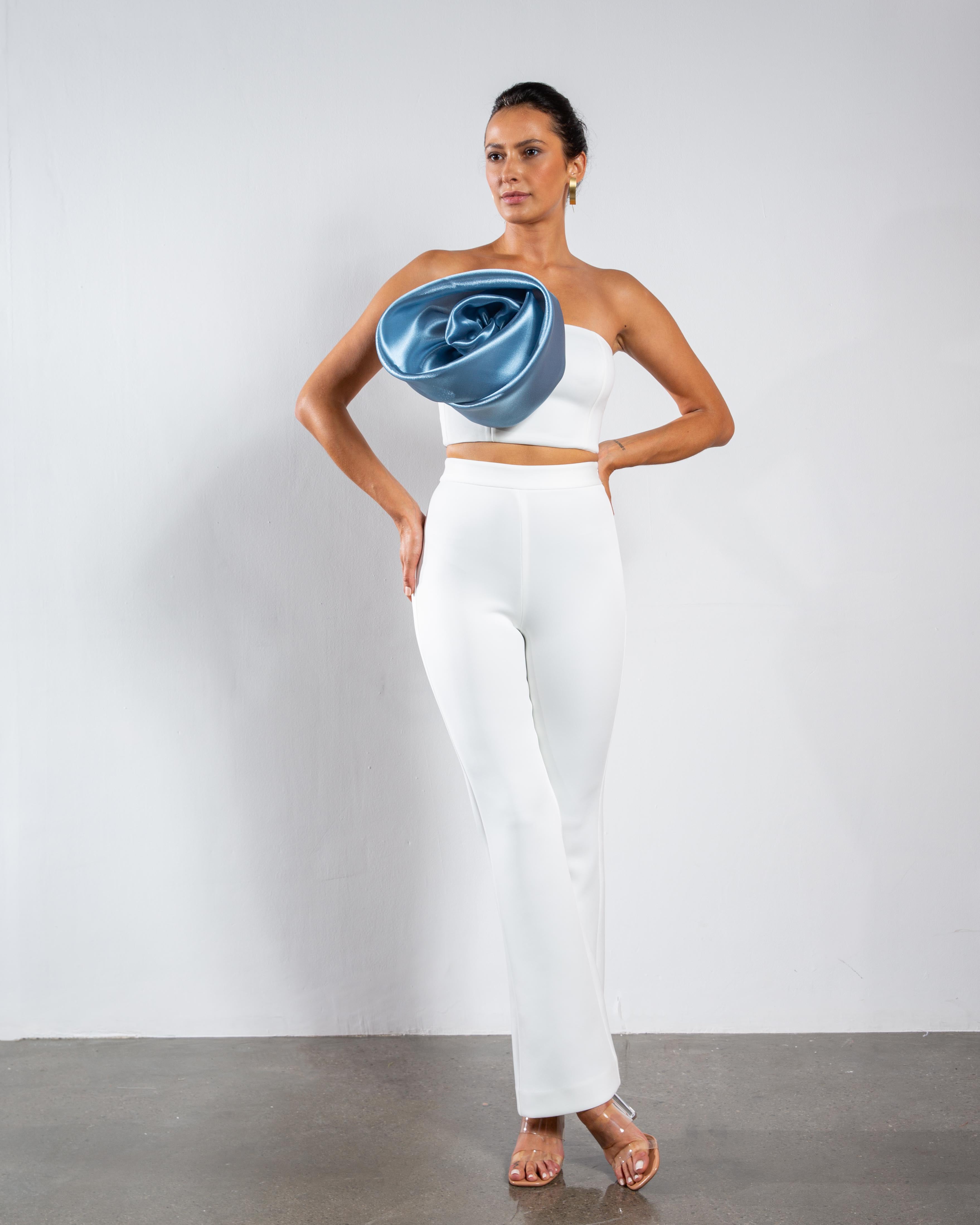 Une Rose Bi-Colour Crop Top - White