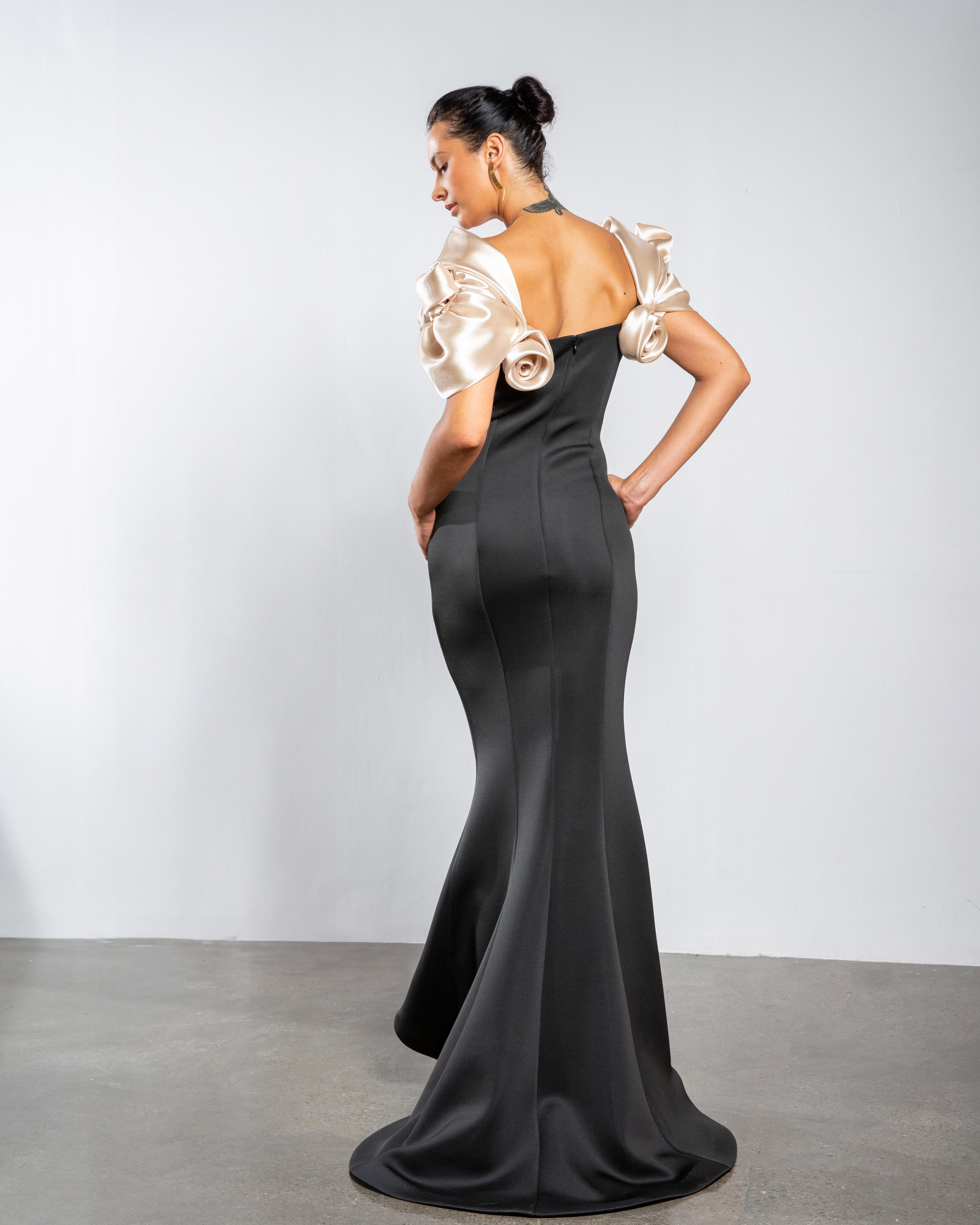 Rose Sleeve Panel Maxi Dress - Black