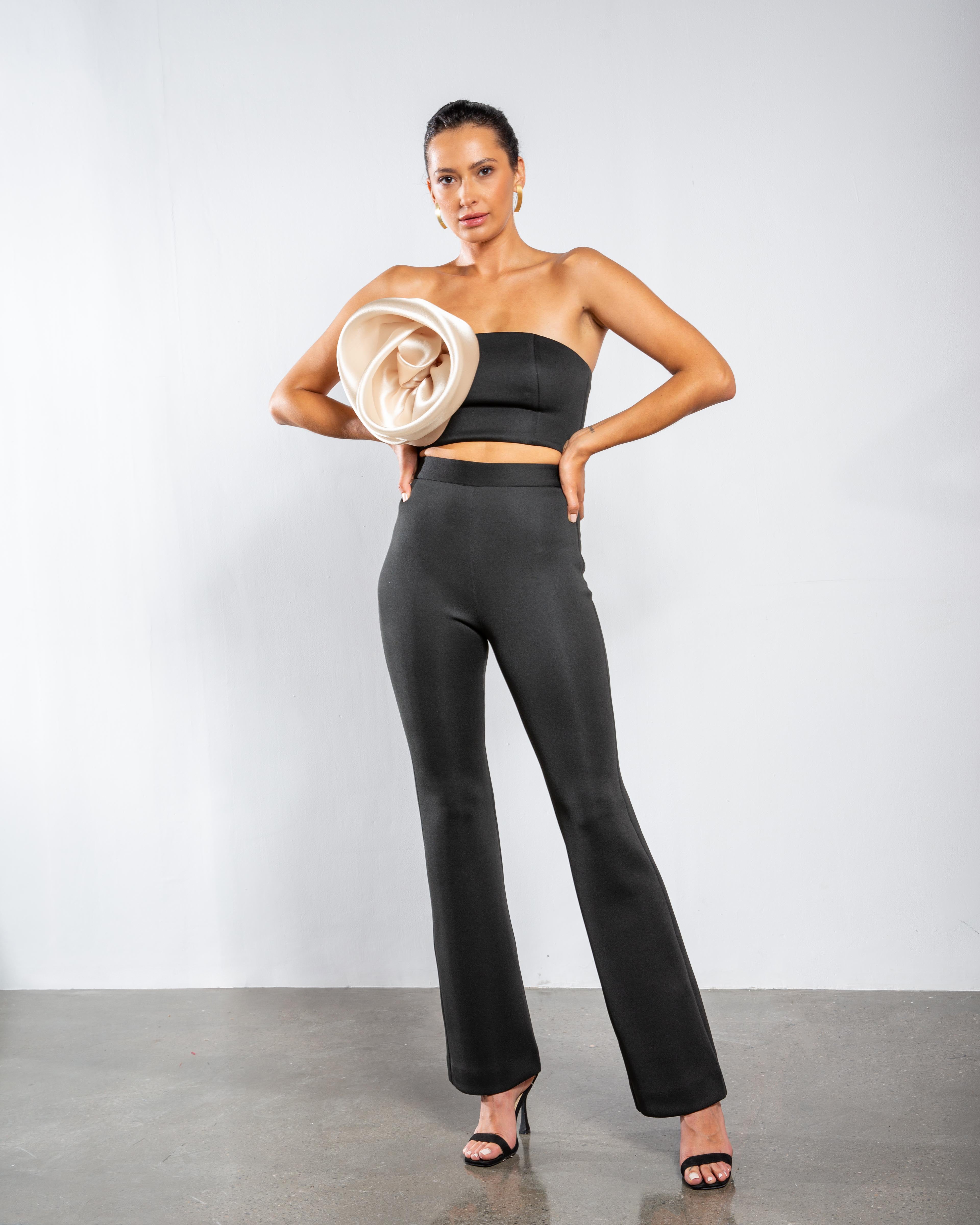 Une Rose Bi-Color Crop Top