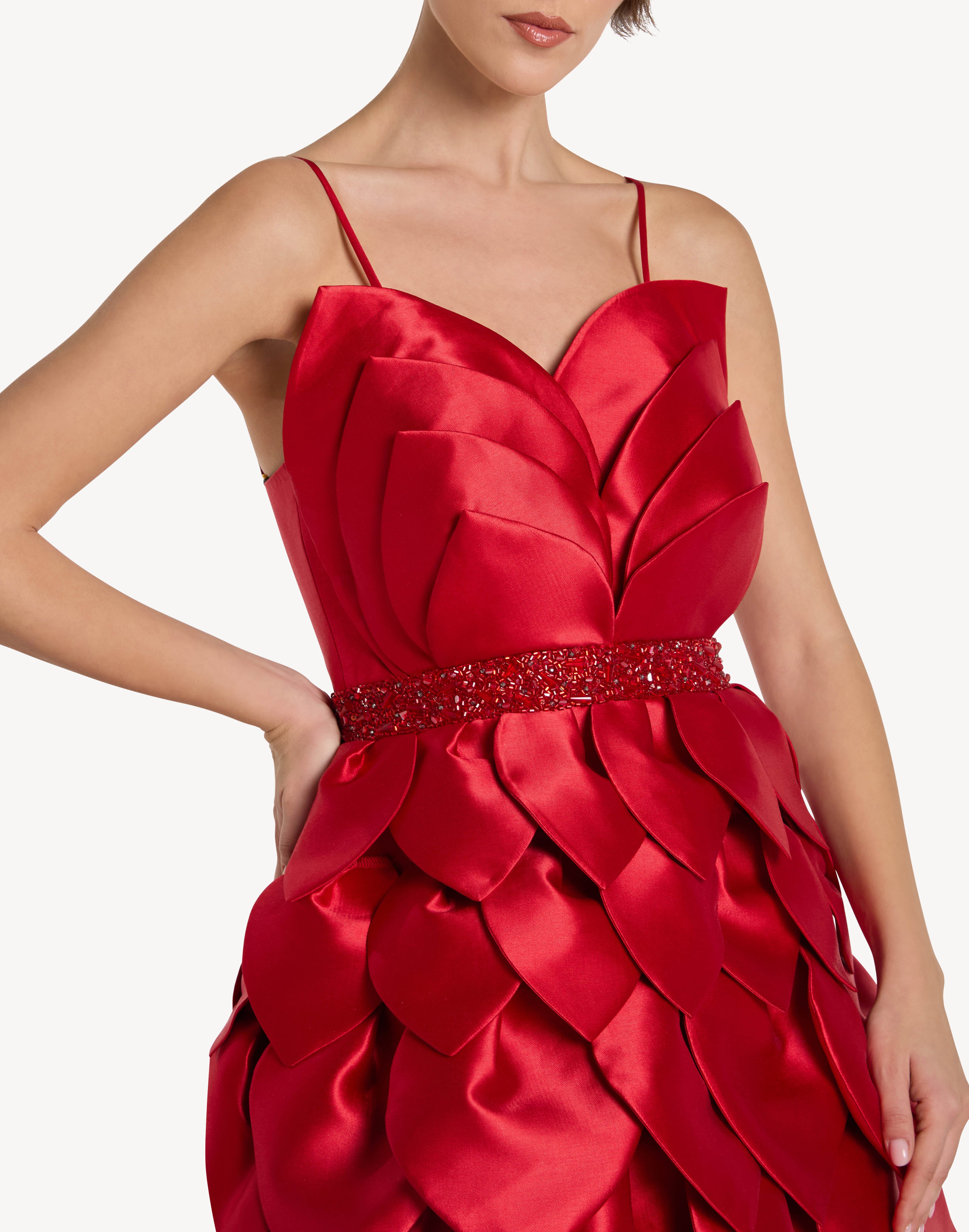 Leaf Appliqué Corset Sweetheart Gown