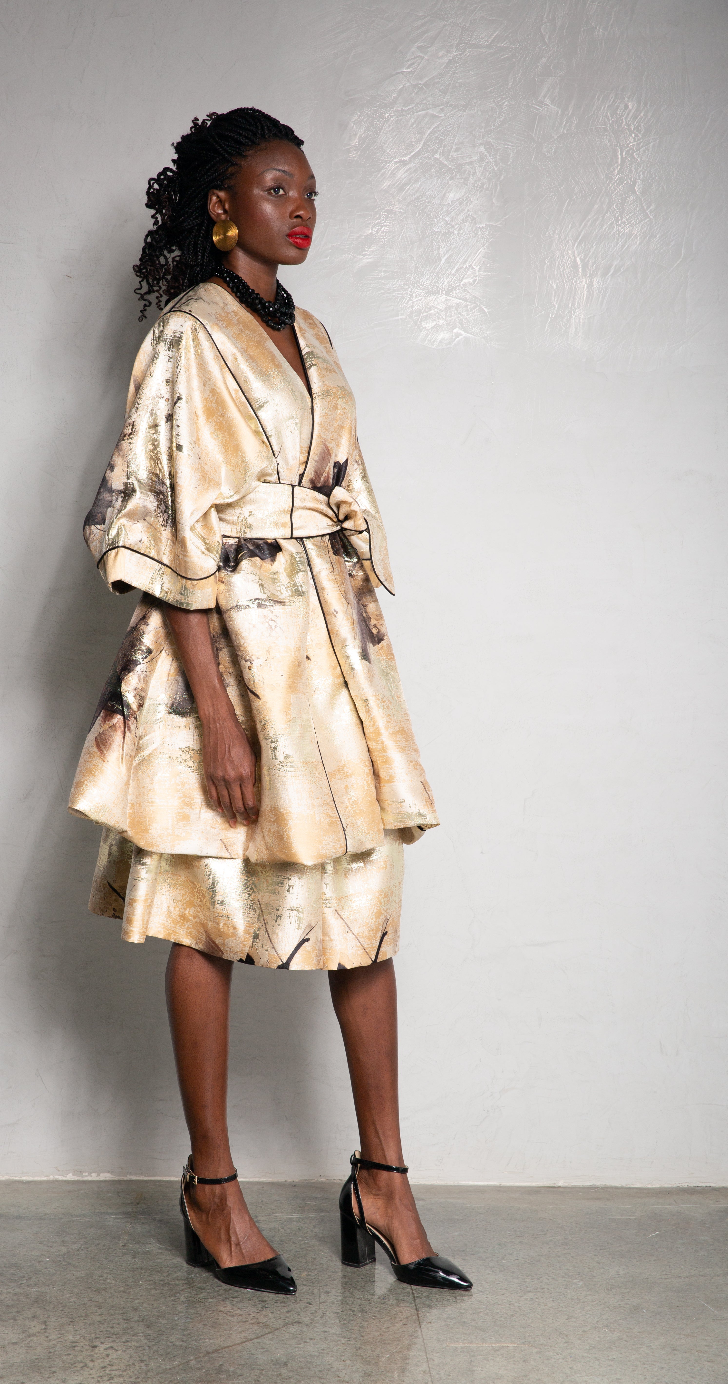 Kimono Bouffant Silk Kaftan - Gold/Black