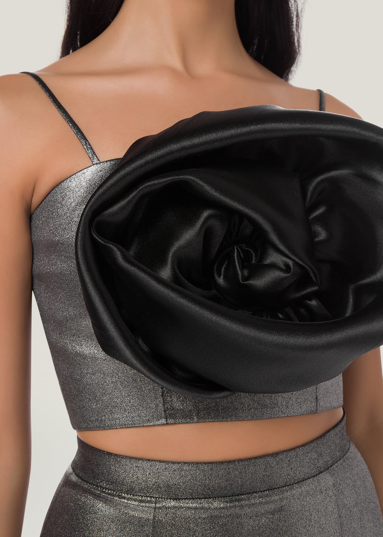 Une Rose Shimmer Crop Top