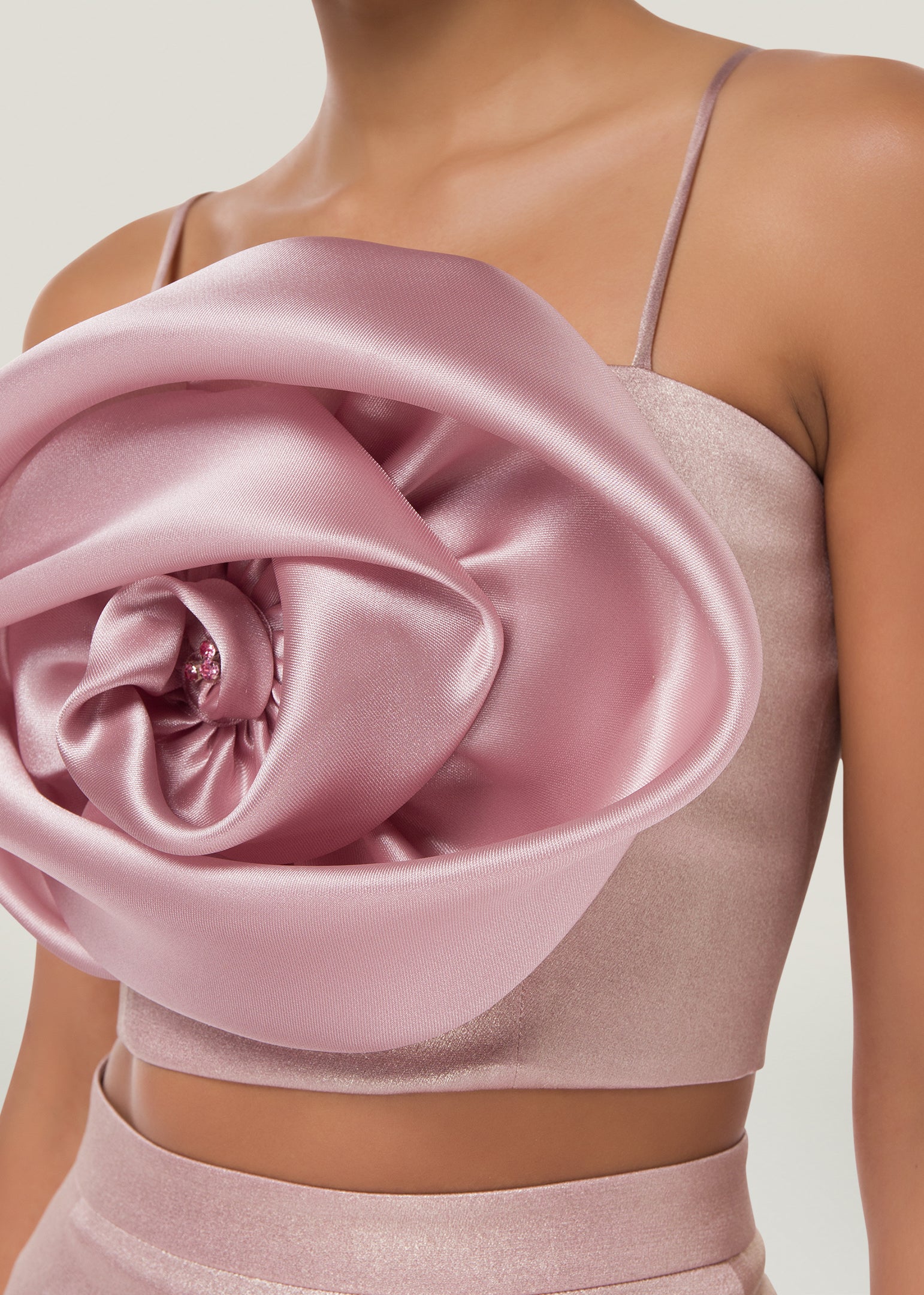 Une Rose Shimmer Crop Top