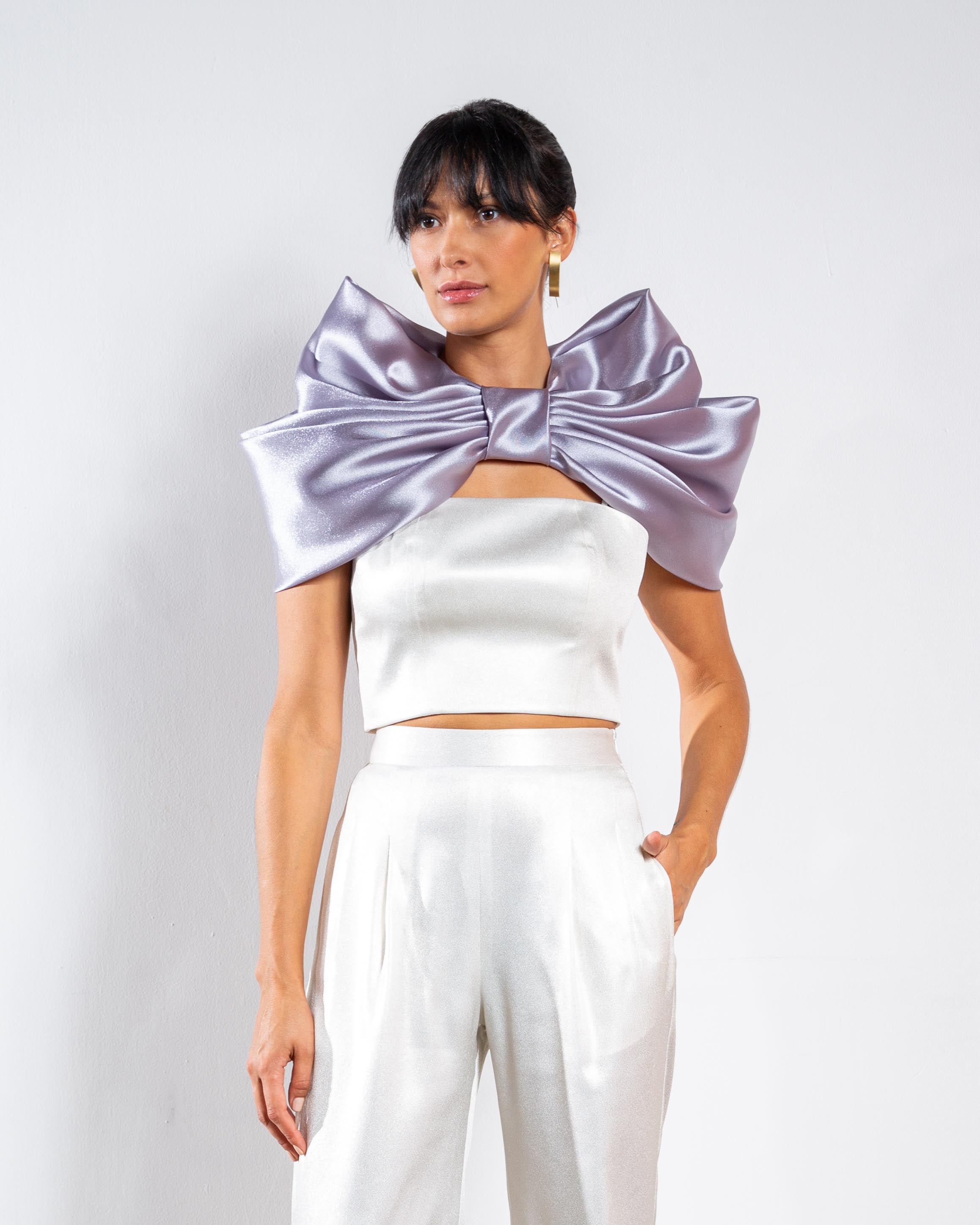 Margot Oversized Bow Collar