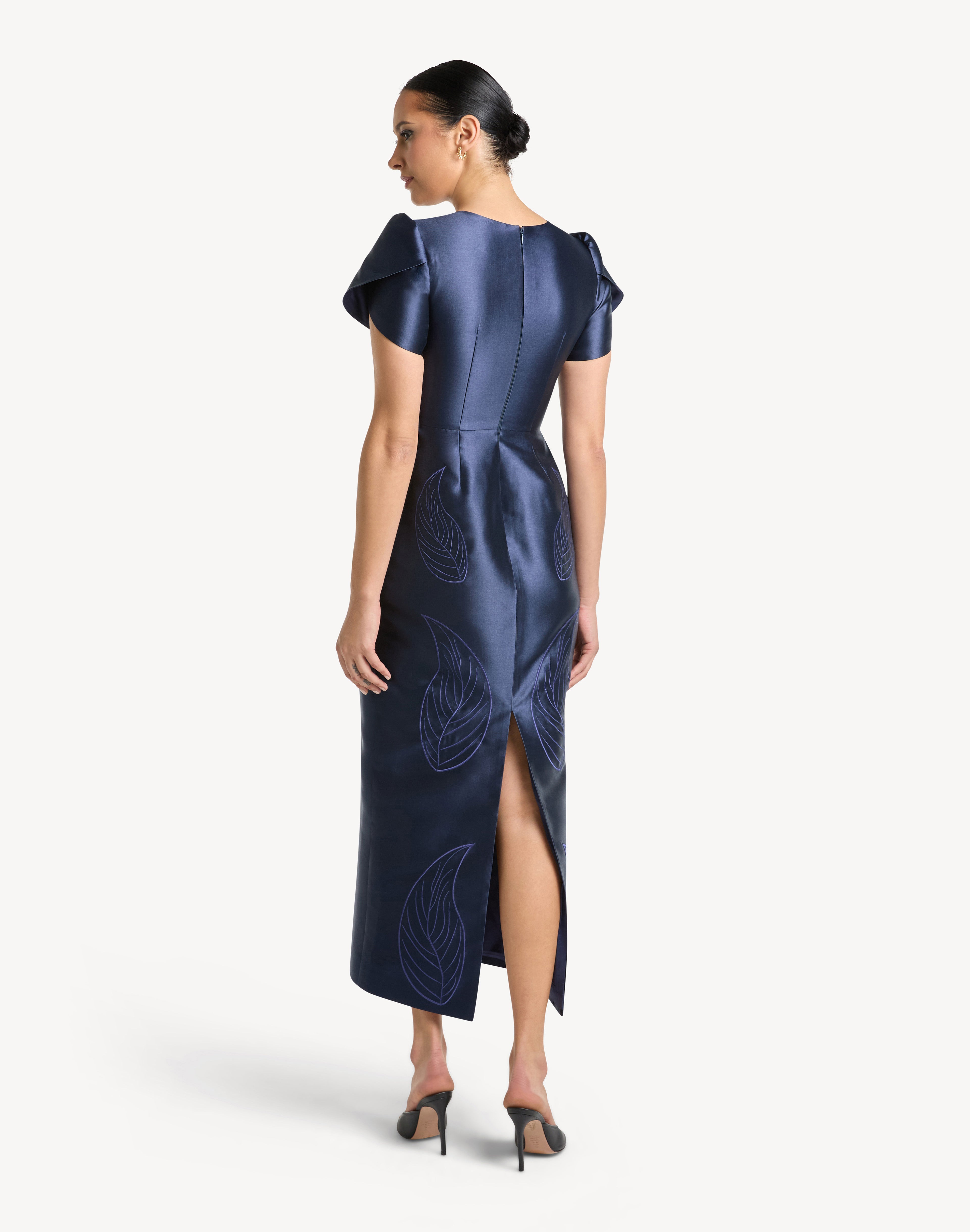 Magnific Leaf Appliqué Dress