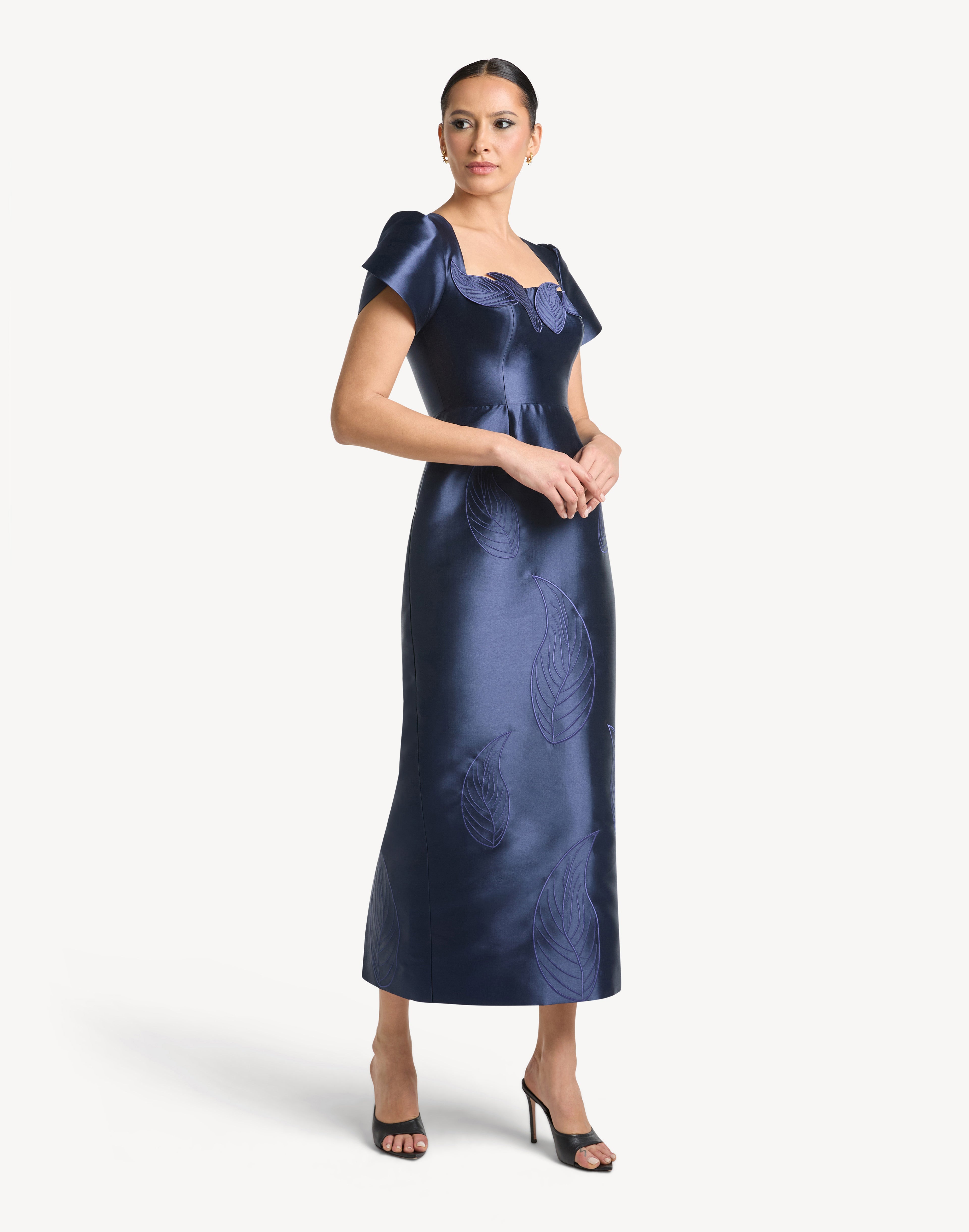 Magnific Leaf Appliqué Dress