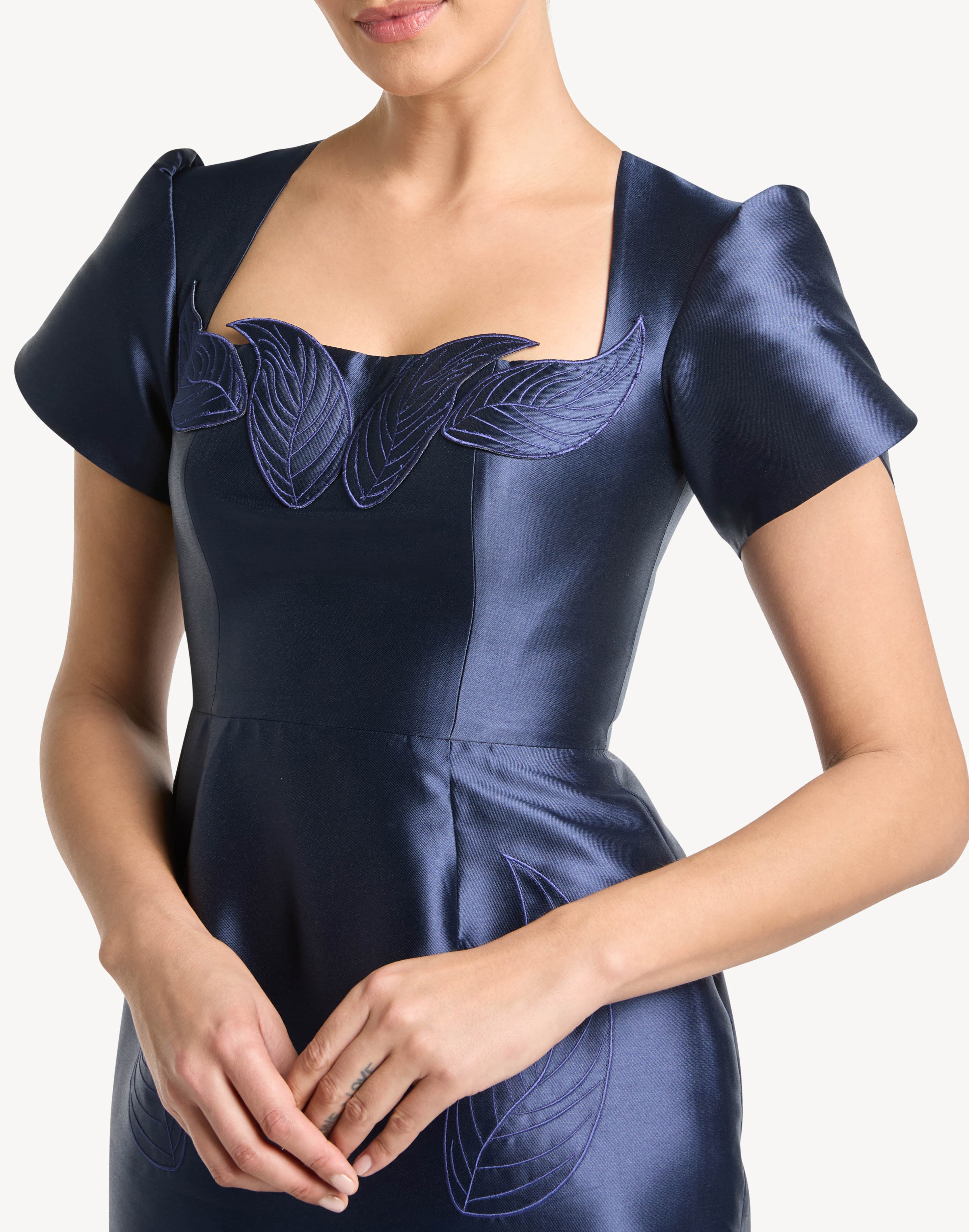 Magnific Leaf Appliqué Dress