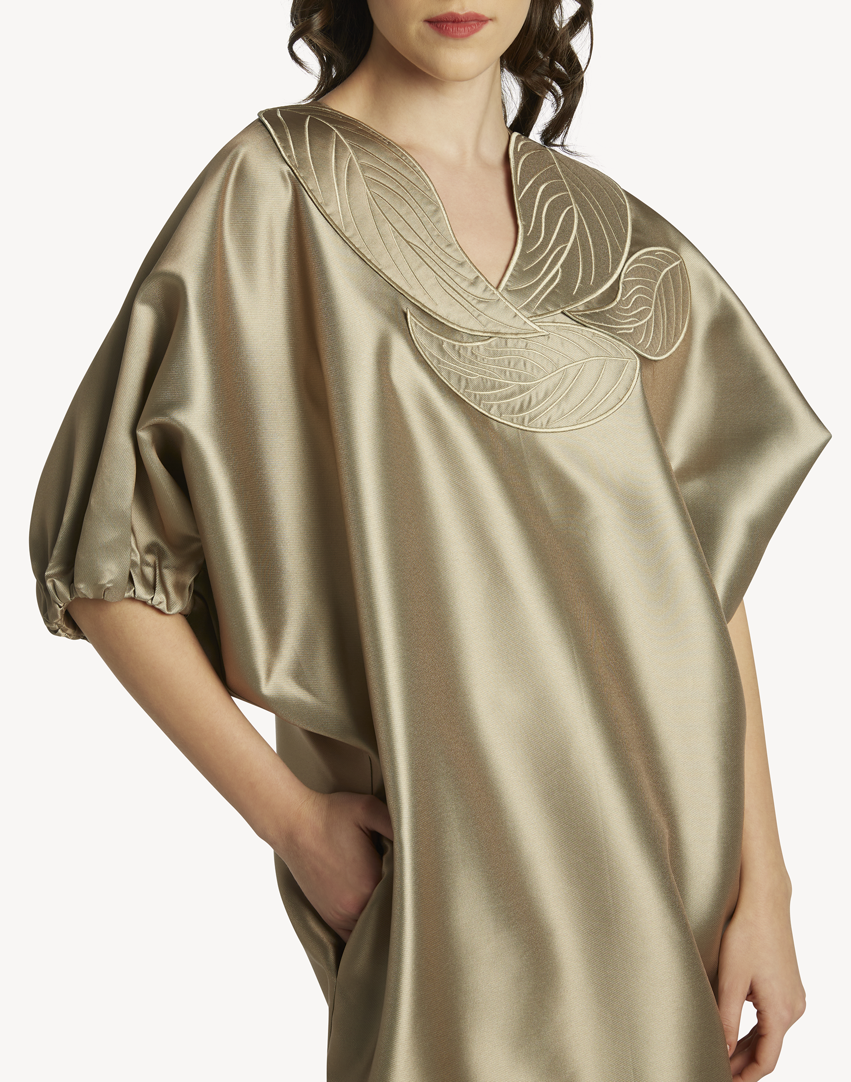 Anissa Leaf Appliqué Kaftan