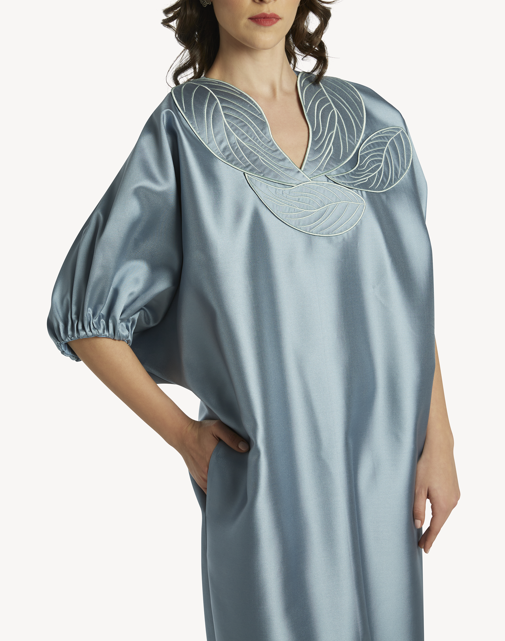 Anissa Leaf Appliqué Kaftan