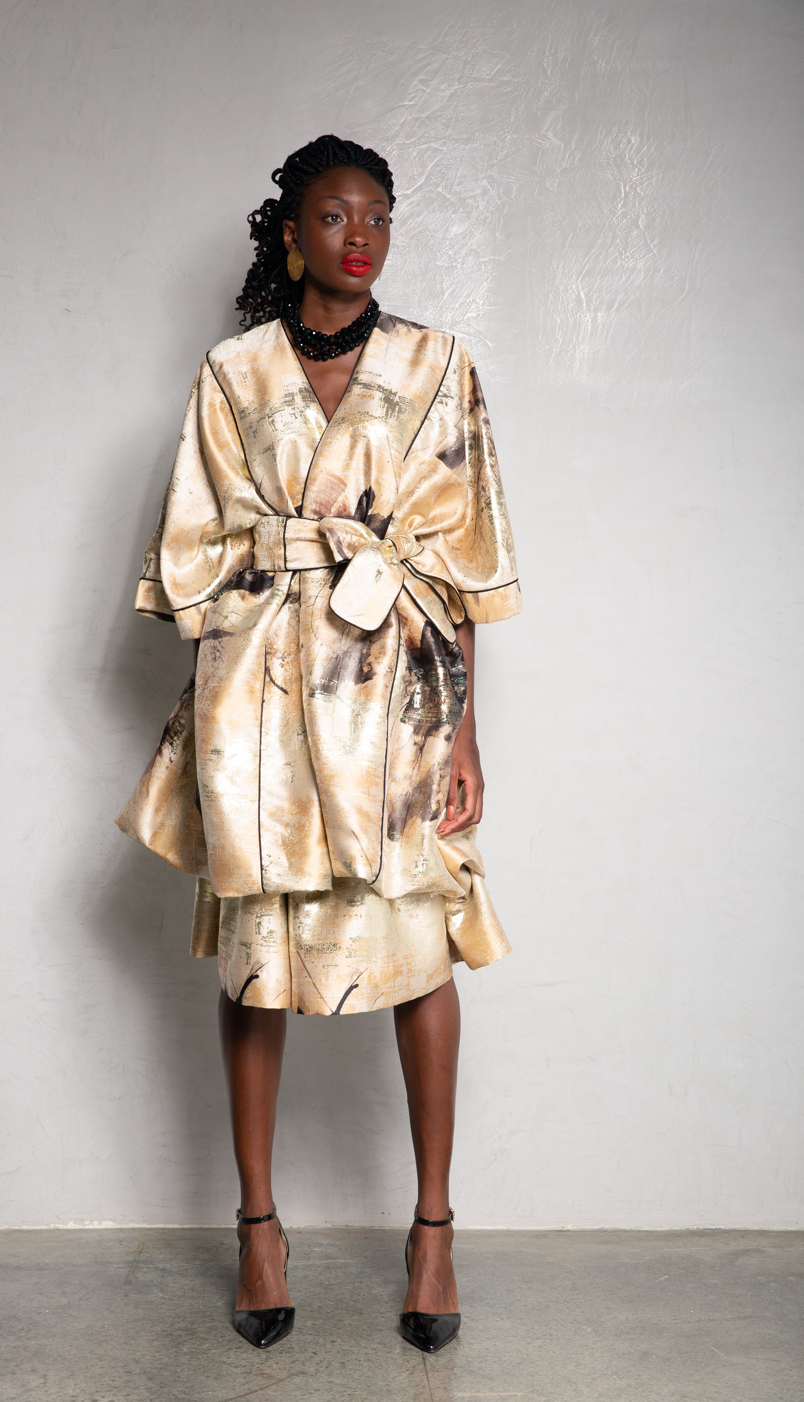 Kimono Bouffant Silk Kaftan - Gold/Black