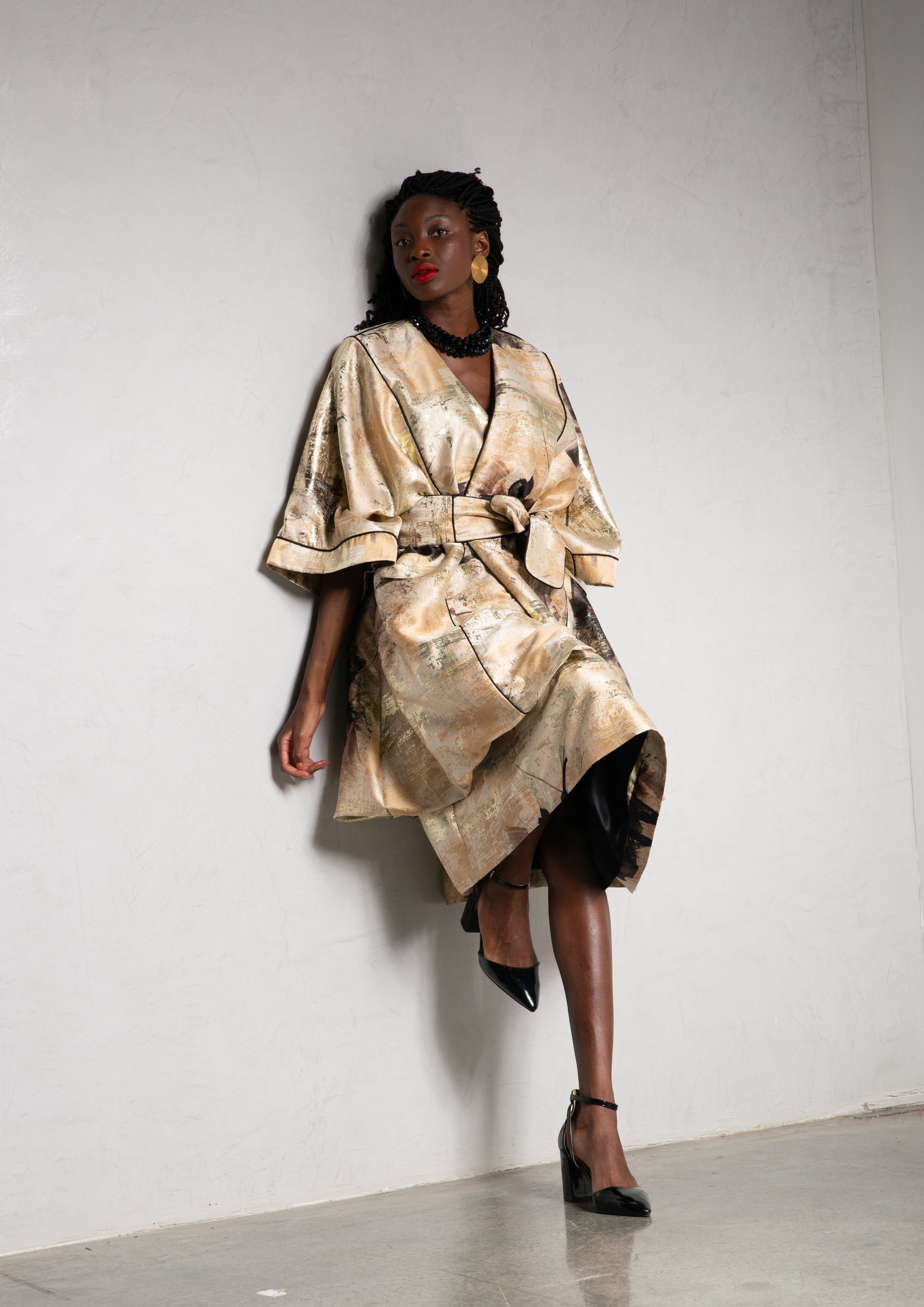 Kimono Bouffant Silk Kaftan - Gold/Black