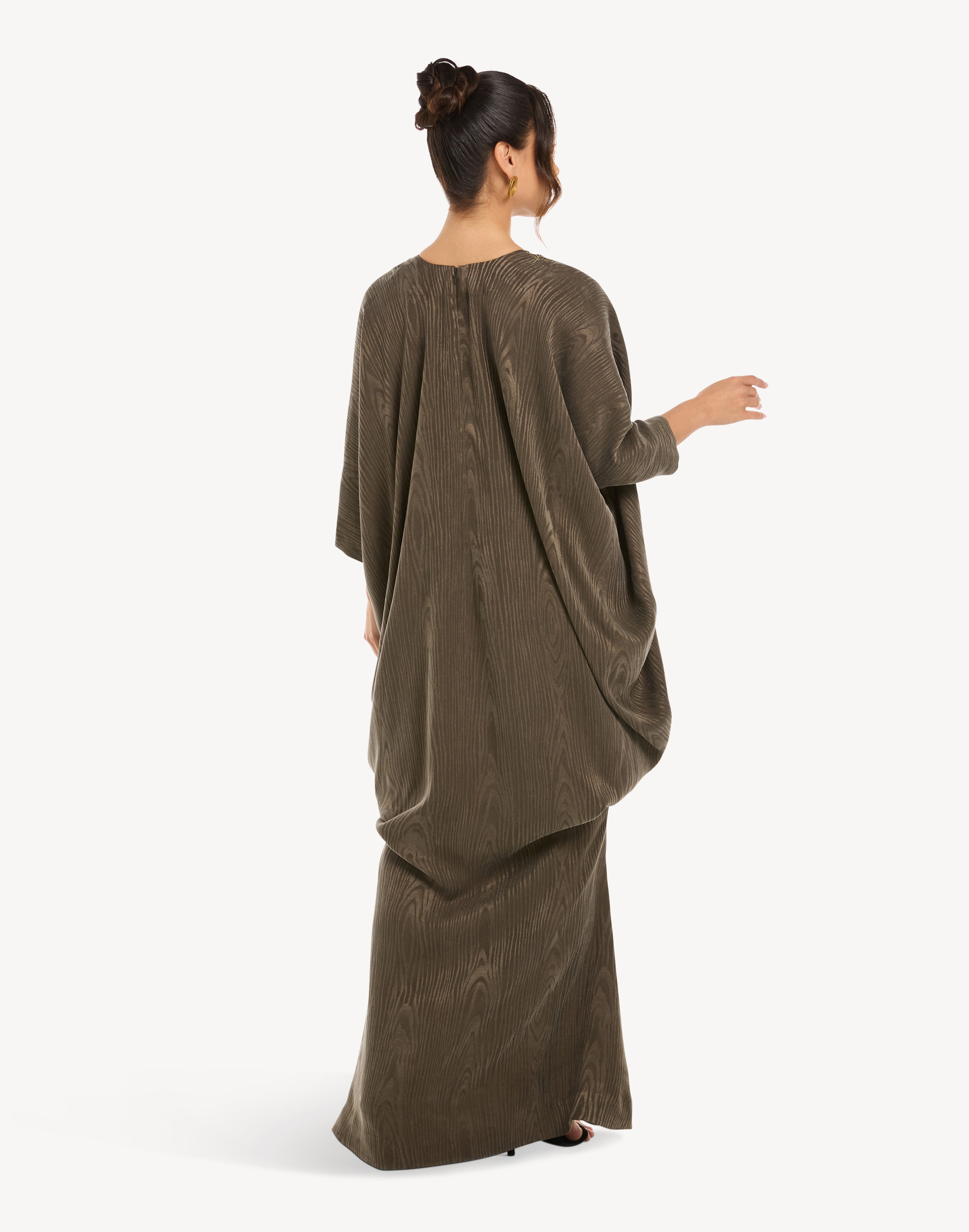 Salma Leaf Embroidered Belted Kaftan